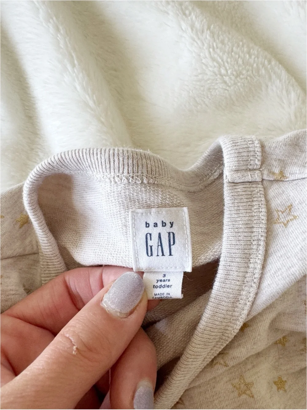 Baby gap sweatshirt dress bundle (2)- Disney Minnie and star print size 3T